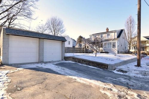 631 Congress Ave, Waterbury CT  06708-4154 exterior