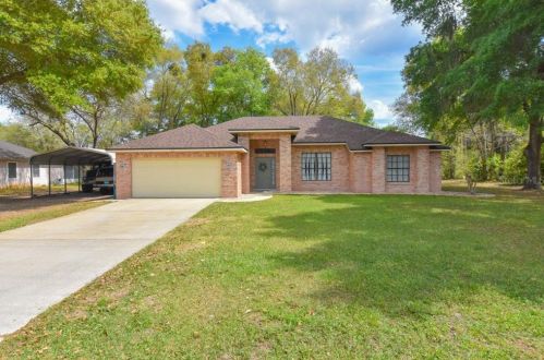 211 Orange Blvd, Osteen, FL 32764-9468