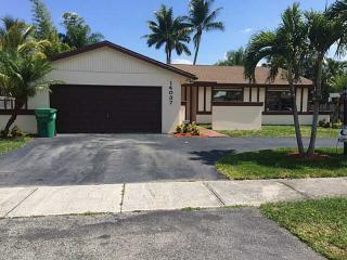 14037 47th Ln, Miami, FL 33175-4834