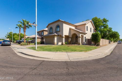 5203 Megan St, Chandler, AZ 85226-1984