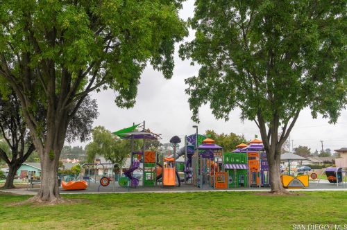 3809 Nearpoint Dr, West Covina CA  91792-3240 exterior