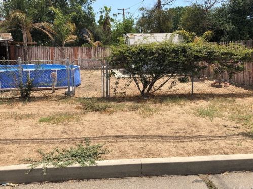 2686 Sepulveda Ave, San Bernardino CA  92404-3624 exterior