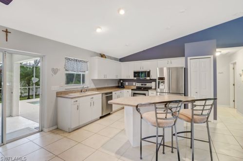 2220 22nd St, Cape Coral, FL 33991-3028