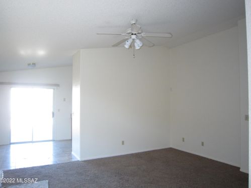 8943 Citrus Tree Dr, Tucson, AZ 85730-4841