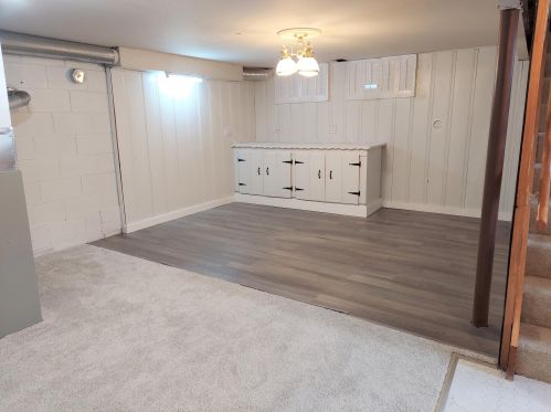 6027 Lake Dr, Cudahy WI  53110-3126 exterior