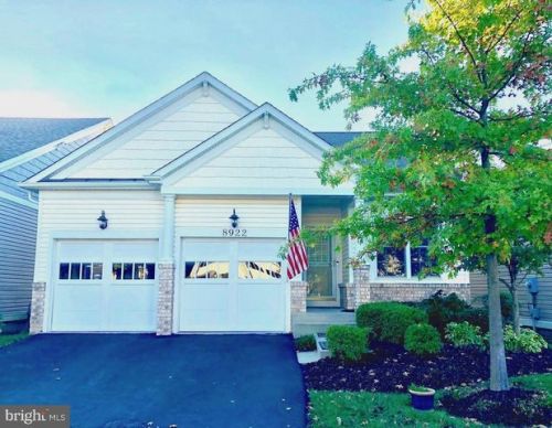 8922 Periwinkle Blue Ct, Lorton, VA 22079-5700
