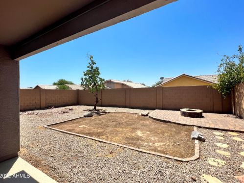 7433 Elwood St, Phoenix AZ  85043-5507 exterior