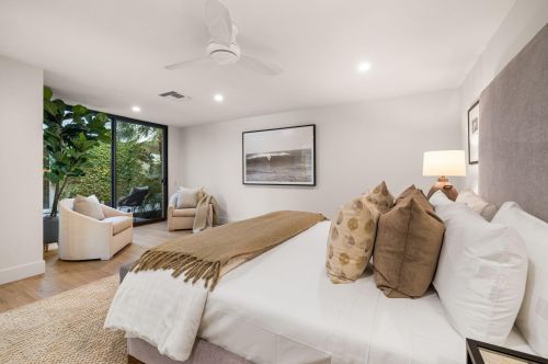 7 Mayfair Dr, Rancho Mirage CA  92270-2586 exterior