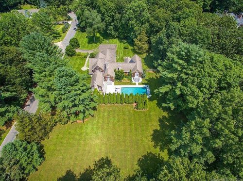 47 Osborn Ln, New Canaan, CT 06840-2806