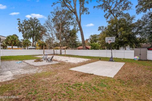 913 Belleview Cir, Beaufort SC  29902-6917 exterior
