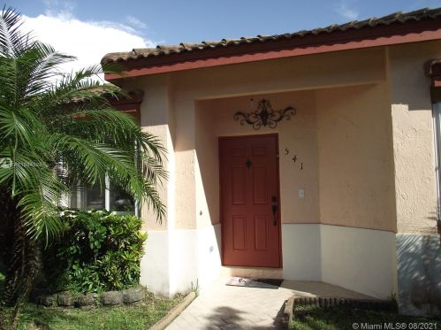 541 208th Cir, Hollywood, FL 33029-2137