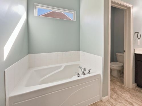 7954 Narrow Leaf Dr, Blacklick OH  43004-6045 exterior