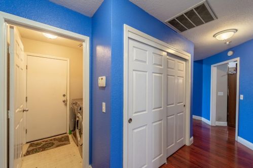 233 O St, Lathrop CA  95330-9661 exterior