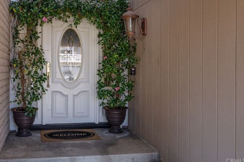 1654 Klamath Pl, Orange, CA 92867-3252