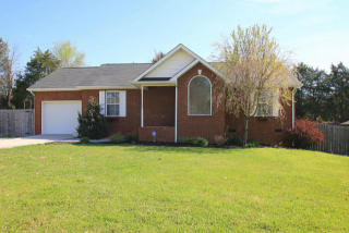 290 Green Acres Rd, Maynardville, TN 37807-3919
