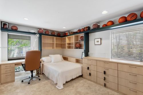 3071 35 St, Hollywood FL 33021-2627 exterior