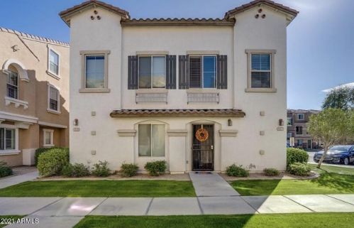 917 Aspen Way, Gilbert, AZ 85233-3617