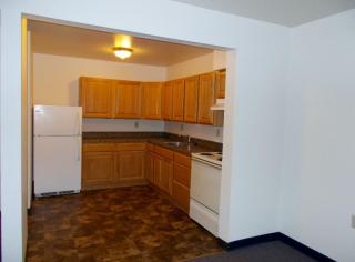 674 Division St, Delafield WI  53018-1803 exterior