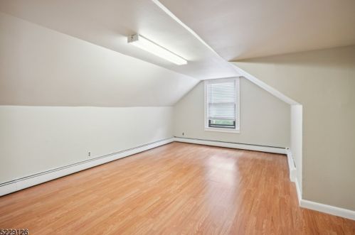 264 Vly St, South Orange NJ  07079-2826 exterior