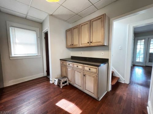 59 Centre St, Nutley NJ  07110-3726 exterior