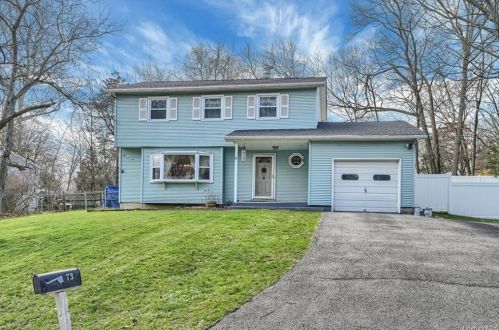 73 Stuart Dr, Poughkeepsie, NY 12603-4719
