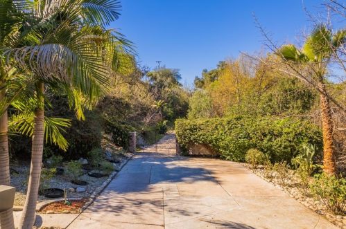 2423 Buenos Aires Dr, Covina CA  91724-3913 exterior