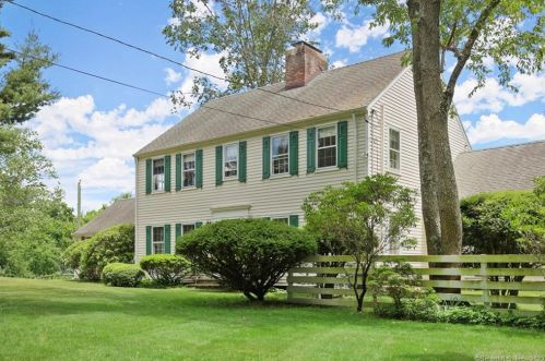287 Fillow St, Norwalk, CT 06850-2218