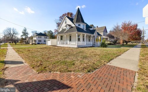 15 Franklin Ave, Beverly NJ  08010-1709 exterior