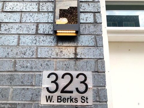 323 Berks St, Philadelphia PA 19122-0022 exterior