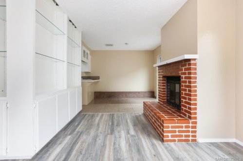 4968 Waring Rd, San Diego, CA 92120-2733