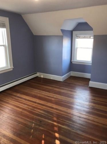 345 Stillson Rd, Waterbury CT  06705-1643 exterior