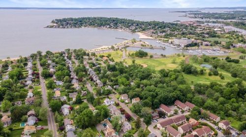 224 Soundview Ave, Stamford, CT 06902-7032
