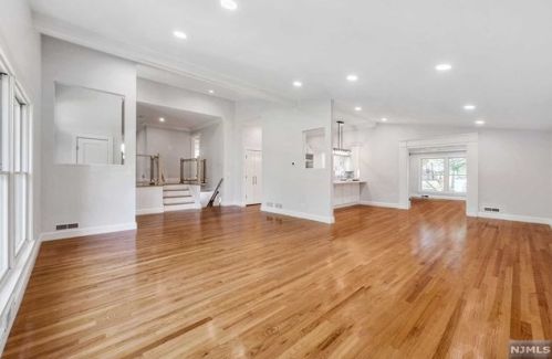 187 Charlotte Pl, Englewood NJ  07632-1615 exterior