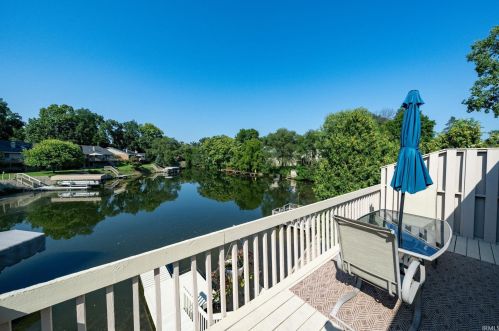524 Rivers Edge Ct, Mishawaka, IN 46544-4171