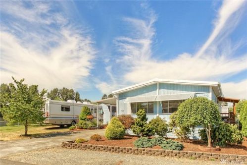 7028 141st Avenue Ct, Sumner, WA 98390-1226