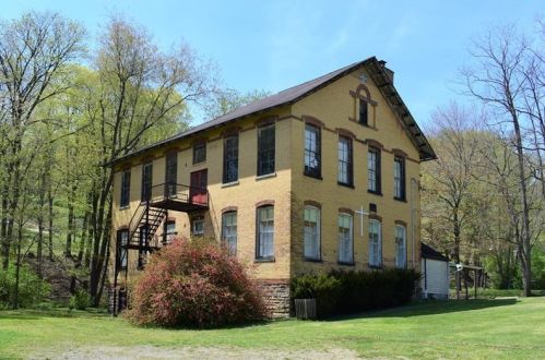 1017 7th St, Bolivar, PA 15923-2160