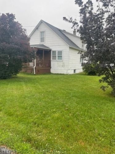 55 John Pl, Manville NJ  08835-2217 exterior