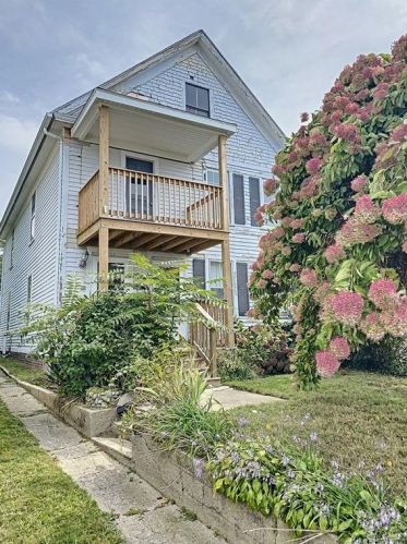 21 Granite St, Groton CT  06340-3922 exterior