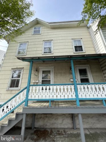150 Middle St, Gettysburg PA  17325-1938 exterior