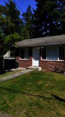 17515 5th Ave, Seattle WA  98155-3506 exterior