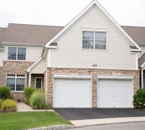 1000 Homestead Ln, Easton, PA 18042-7106