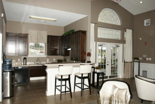 100 Breckenridge Dr, Hattiesburg MS  39402-3698 exterior