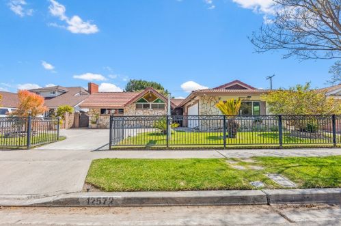 12572 Adams St, Garden Grove, CA 92845-2602