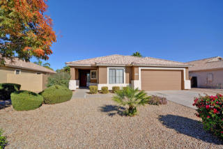 3376 Chickadee Rd, Gilbert, AZ 85297-8297