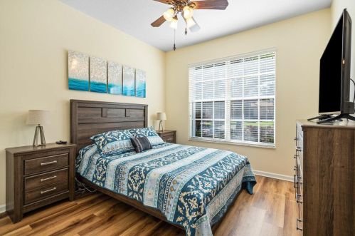 7038 Great Falls Cir, Boynton Beach FL  33437-3998 exterior