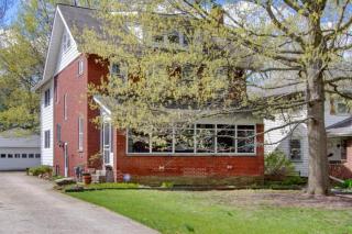 199 Oakland Park Ave, Columbus, OH 43214-4121