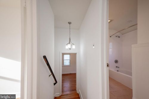 20 Alvil Rd, Wilmington DE  19805-2030 exterior