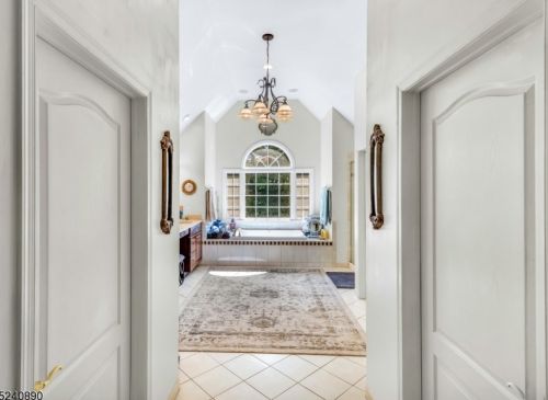 22 Fieldview Dr, Sparta NJ  07871-2744 exterior