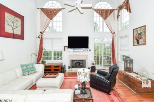 305 Coldstream Ct, Scotch Plains NJ  07076-2061 exterior