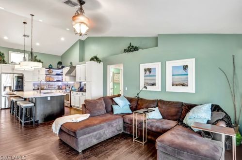 2236 1st Pl, Cape Coral, FL 33909-4248